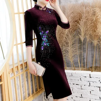 Осенне-зимнее расшитое бисером бархатное китайское платье Чонсам, Блестки Миди, Винтажное вечернее платье на пуговицах, банкетное платье Большого размера 3XL 4XL Qipao