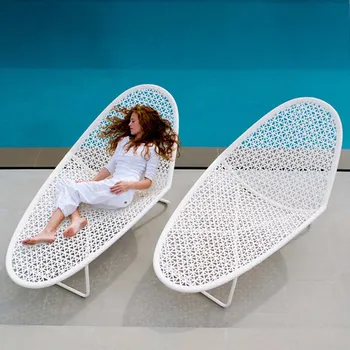 Уличное кресло для отдыха из ротанга, Пляжный бассейн, S-образная кровать, простой устойчивый прочный нескользящий коврик для ног, водонепроницаемая защита от солнца